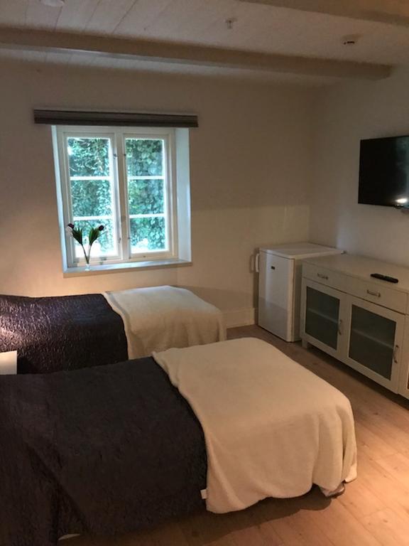 Mullbaersgardens Bed And Breakfast Visby Extérieur photo